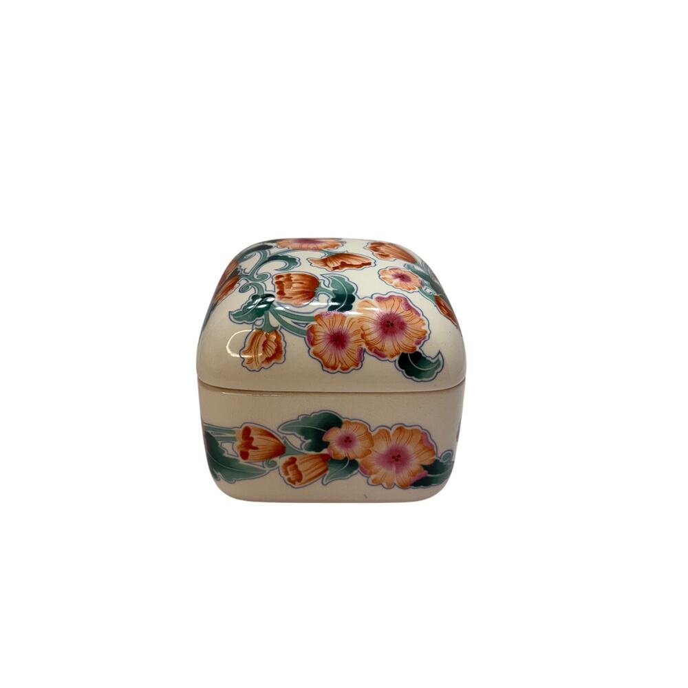 Vintage Floral Ceramic TrinketBox Made in Post War Japan 60s–70s MCM collectible